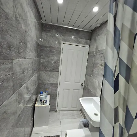 Homestay Nowell Walk Leeds (West Yorkshire)