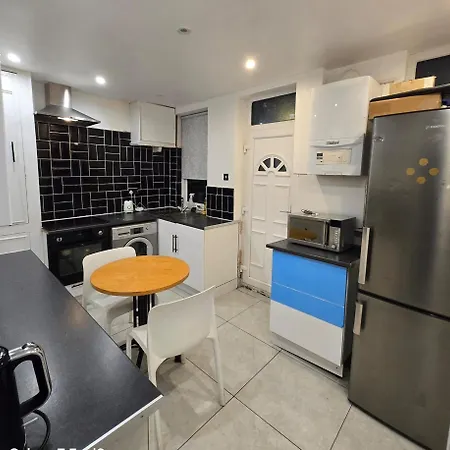 Nowell Walk * 利兹