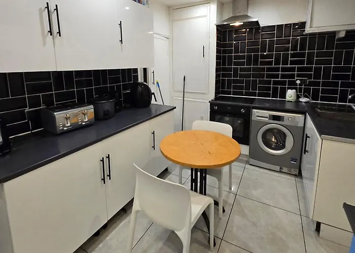 Nowell Walk 民宿 *